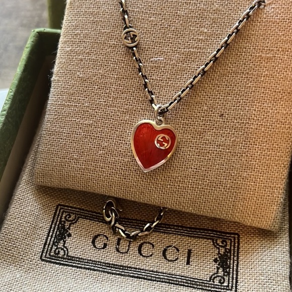 GUCCI Red Heart Necklace, Interlocking G - Picture 2 of 3